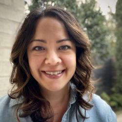 Jennifer McMillin Pan headshot