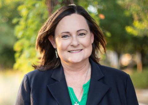 Keri Stephens Headshot