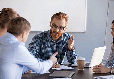 mediator negotiates with two parties